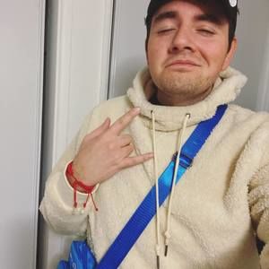 Meet your Posher, Adrian